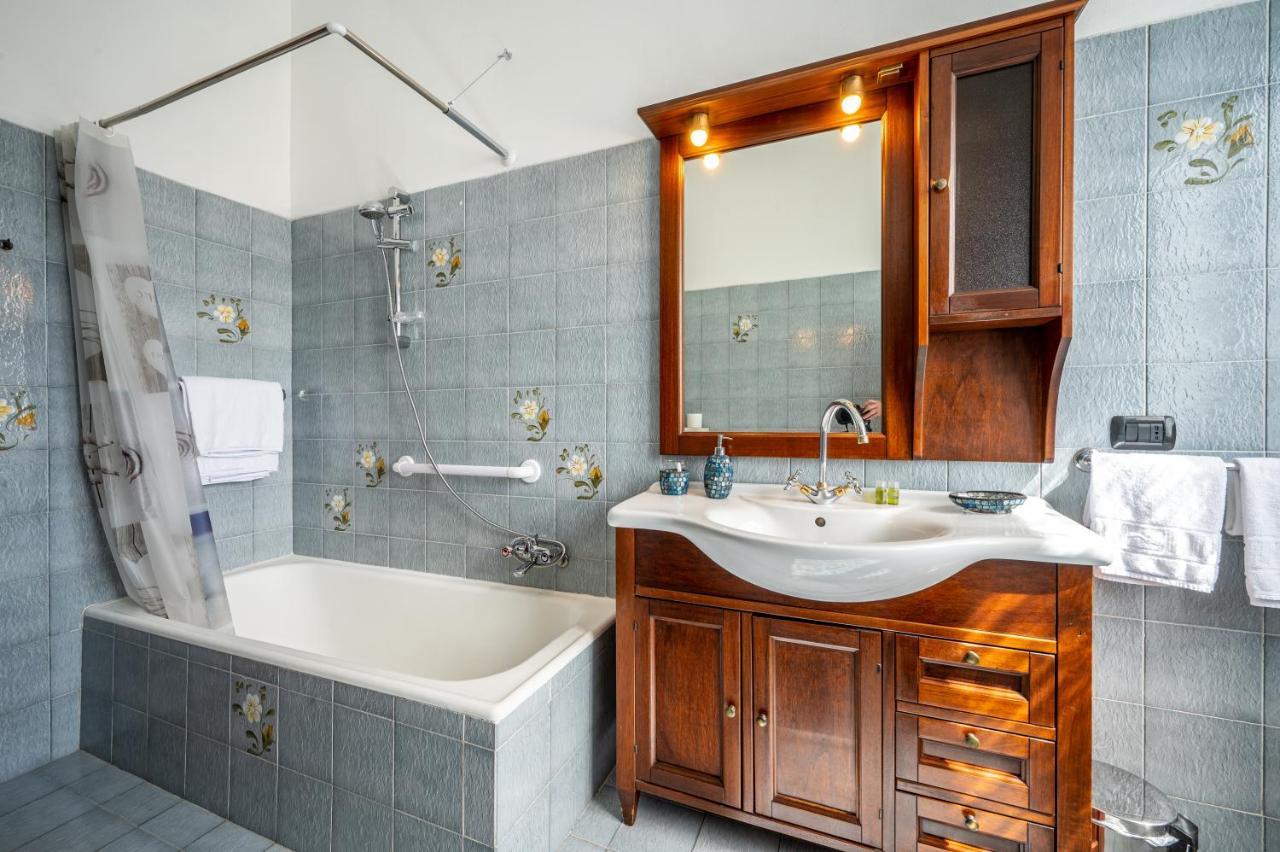 Lake View Apartment With Balcony And Parking - Larihome A25 เจราลาริโอ ภายนอก รูปภาพ